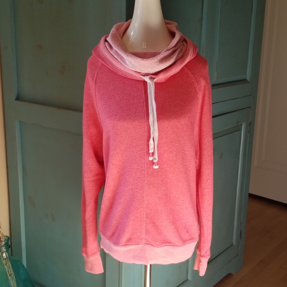 Derek Heart Coral Funnel Neck Hoodie 💋